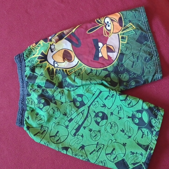 Angry Bird swim trunks boys size 8 - Picture 2 of 3